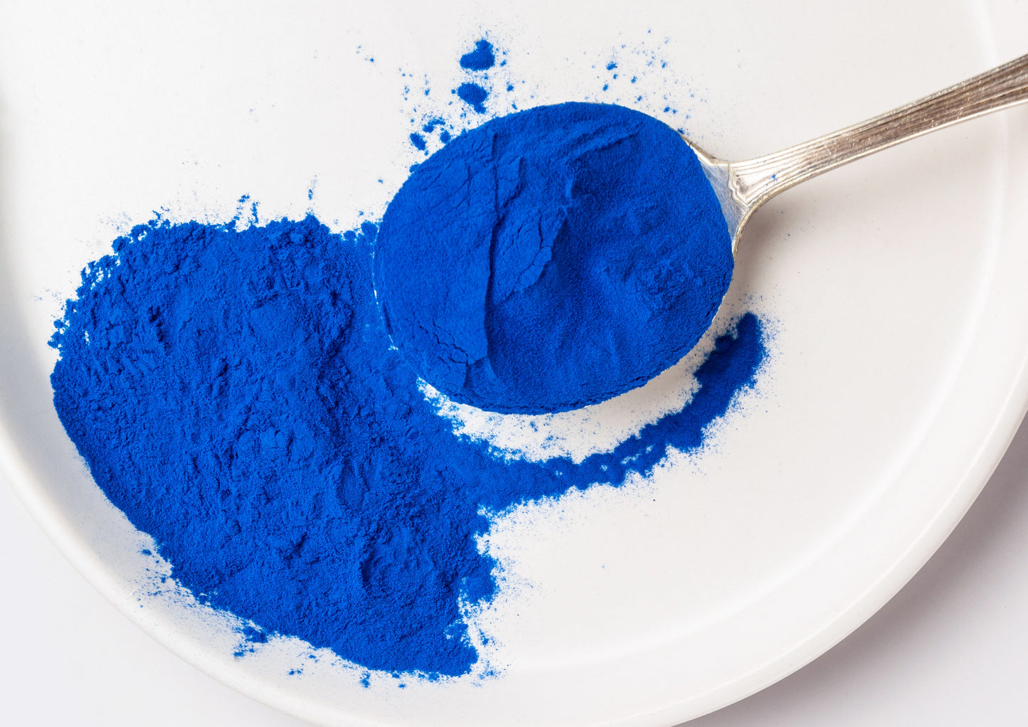 Organic Blue Spirulina Powder – Non-GMO, Pure Raw Blue-Green Algae Extract, Vegan, Non-Irradiated, Great for Juices, Smoothies, Shakes, Drinks, and Food Coloring, Bulk
