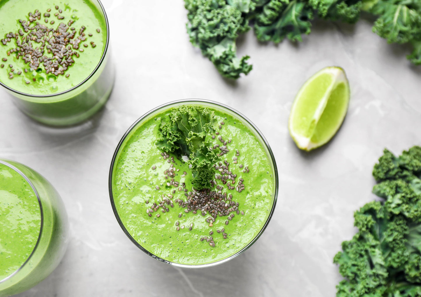 Organic Kale Powder — Non-GMO, Made from Raw Dried Whole Leaves, Vegan, Bulk, Great for Baking, Juices, Smoothies, Shakes, Теа, and Instant Breakfast Drinks. Good Source of Vitamin C