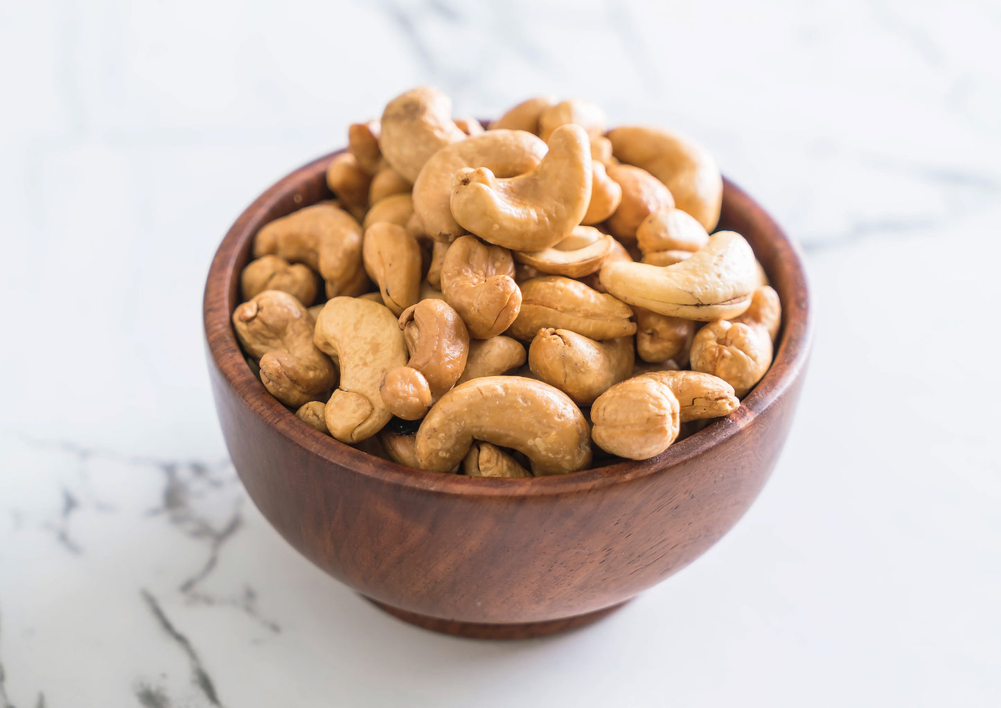 Dry Roasted Whole Cashews – Unsalted, Oven Roasted Cashew Nuts, No Oil Added, Kosher, Vegan, Bulk. Crunchy Texture. Good Source of Protein and Healthy Fats. Great Everyday Snack