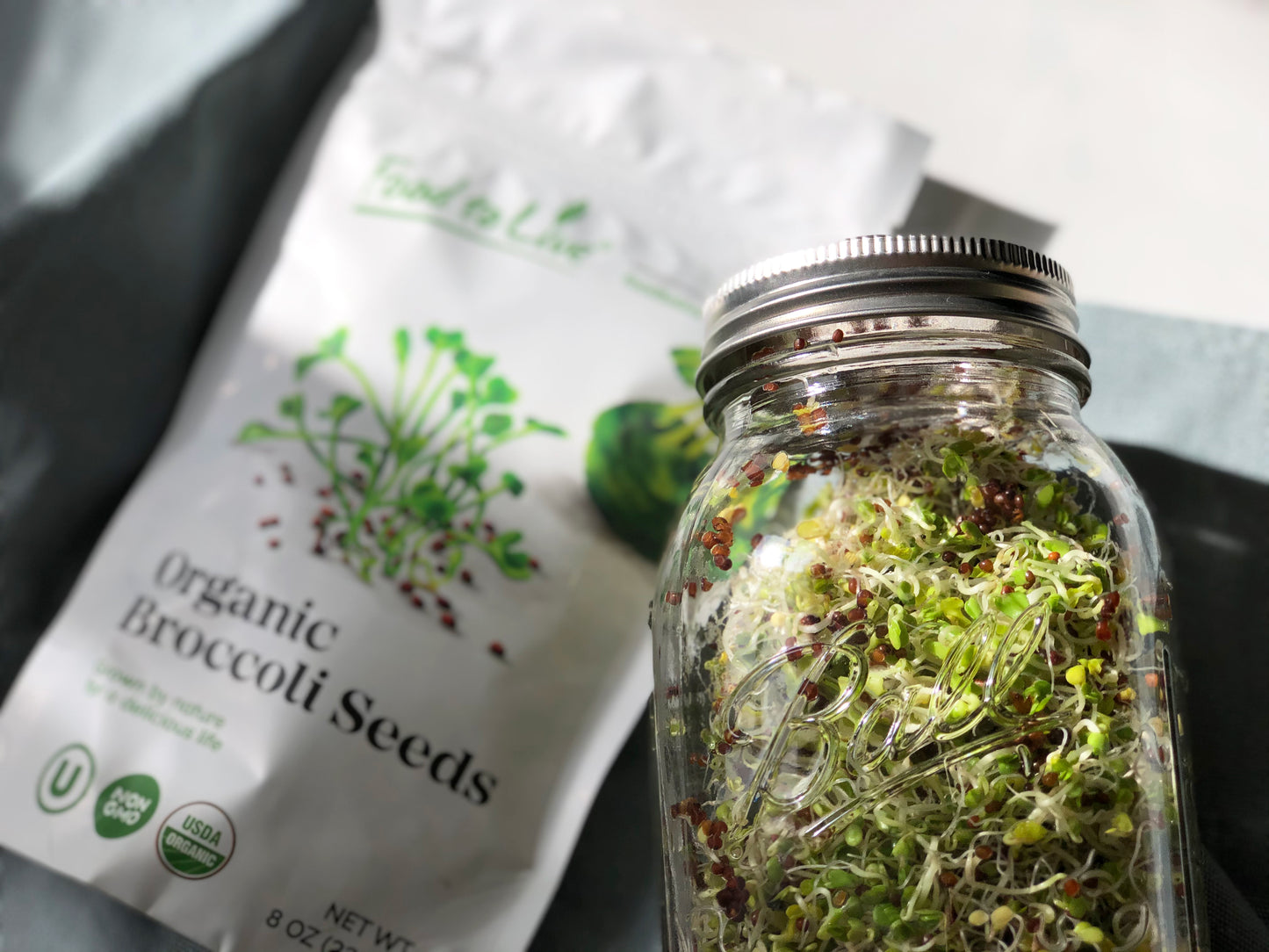 Organic Broccoli Seeds for Sprouting - Non GMO, Vegan, Kosher, Sirtfood, Good Source of Sulforaphane, Grow Your Own Sprouts and Microgreens at Home in Jars or Seeds Sprouters, High Germination Rate