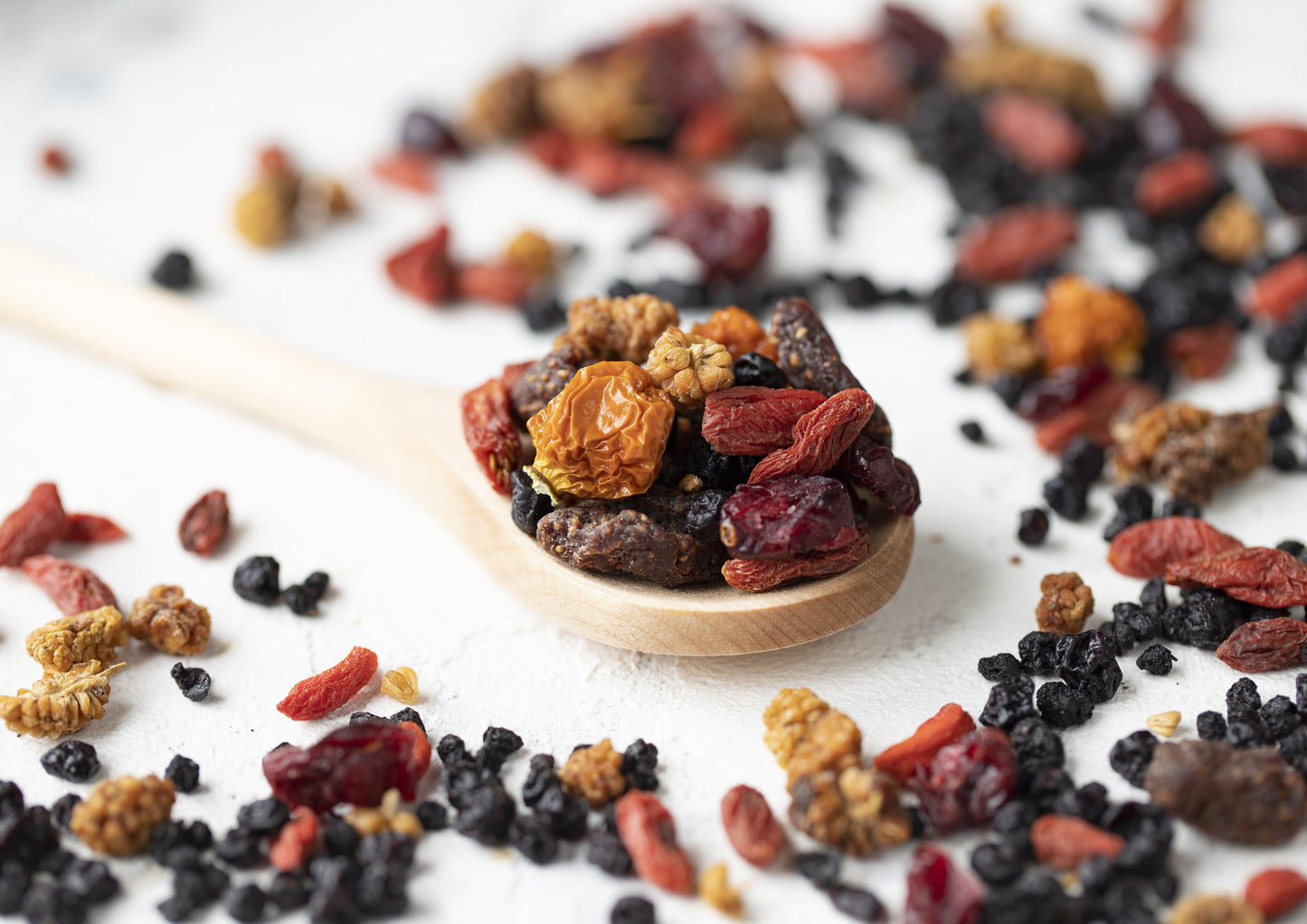 Organic Berries Paradise Mix – A Blend of Non-GMO Dried Cranberries, Blueberries, Strawberries, Elderberries, Goji Berries, Golden Berries, Mulberries. Great Snack. Add to Granola, Yogurt