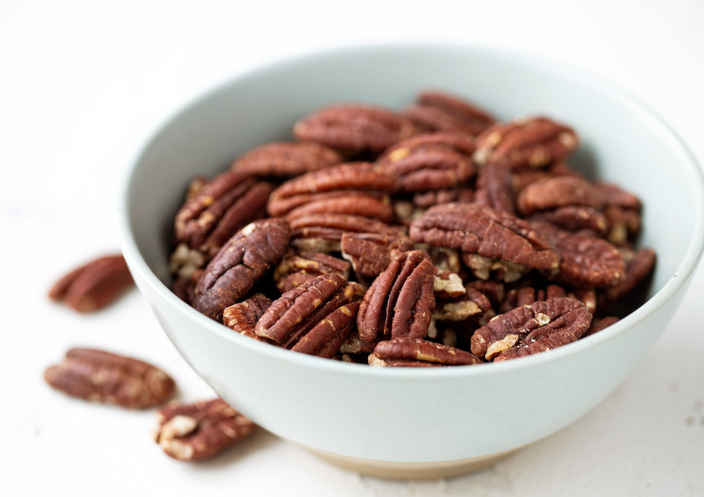 Dry Roasted Pecan Halves with Himalayan Salt – Oven Roasted Lightly Salted Pecan Nuts, No Oil Added, Vegan Snack, Kosher, Keto, Bulk. Good Source of Protein and Fiber